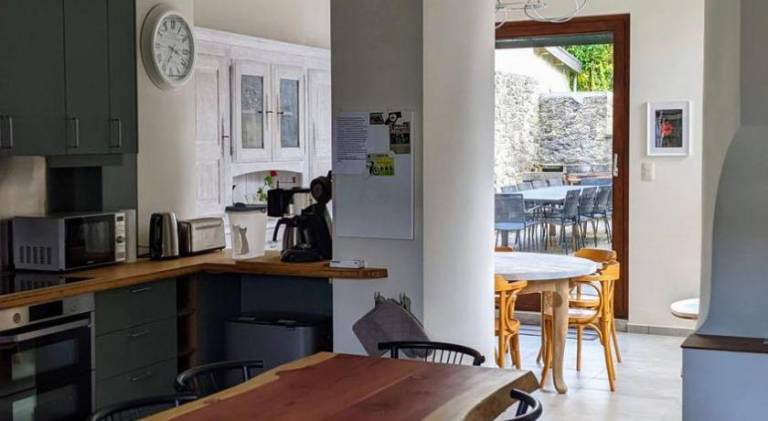House with 6 rooms for 12 persons in Namur
