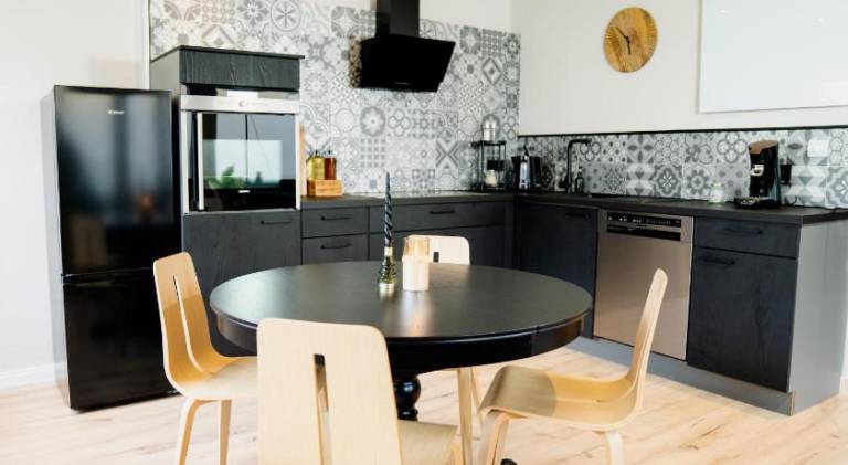 Apartment with 2 rooms for 6 persons — photo 3