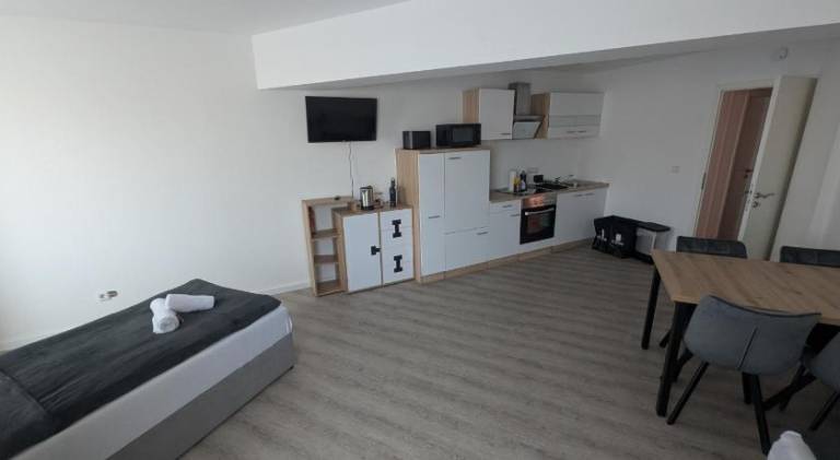 Rental apartment with 2 rooms for 4 persons — photo 3
