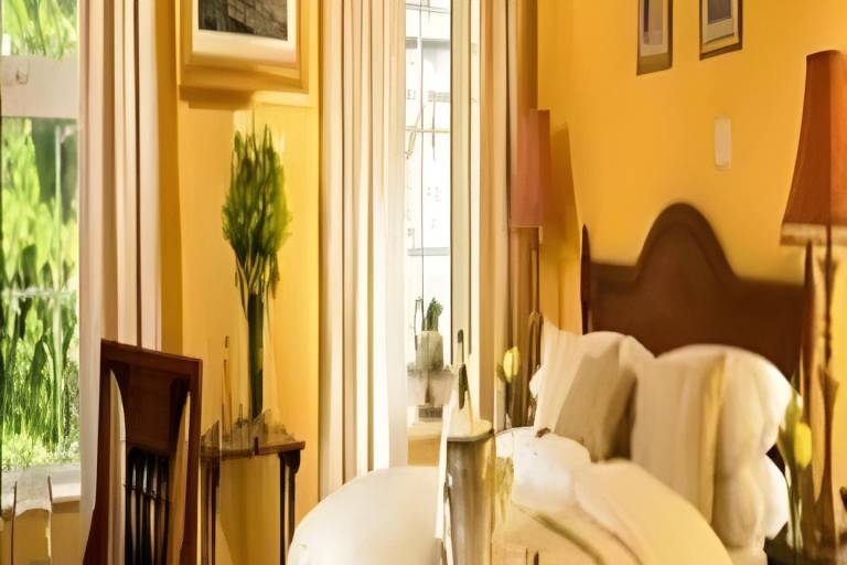 Emmet Hotel