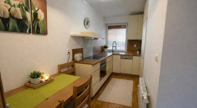Holiday apartment with 3 rooms for 6 persons — photo 3