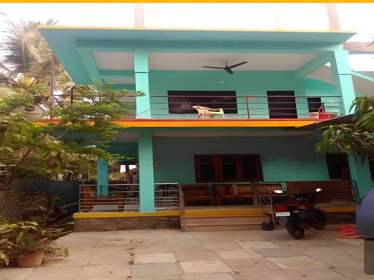 Badami cottage in Alibag