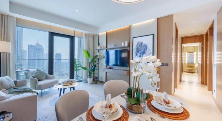 Holiday apartment with jacuzzi, pool & garden | Next to Burj Khalifa — photo 3