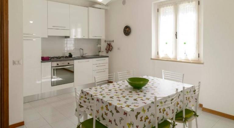Ample vacation home | Pet-friendly — photo 3
