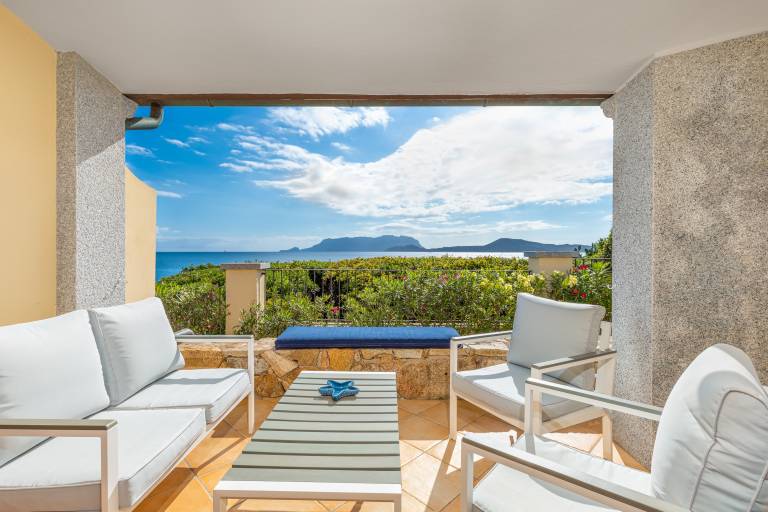 Villa Terrazza su Tavolara: Sea view, Wi-Fi, garden and terrace in Olbia