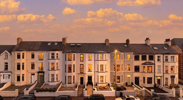 111 By Mayfair - Luxurious 12 Bedroom House, Portrush — photo 5