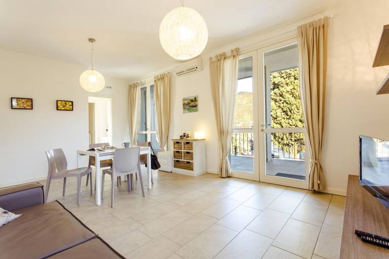Apartment 'Gran Fausto Bilo' with Lake View, Wi-Fi and Air Conditioning — photo 2