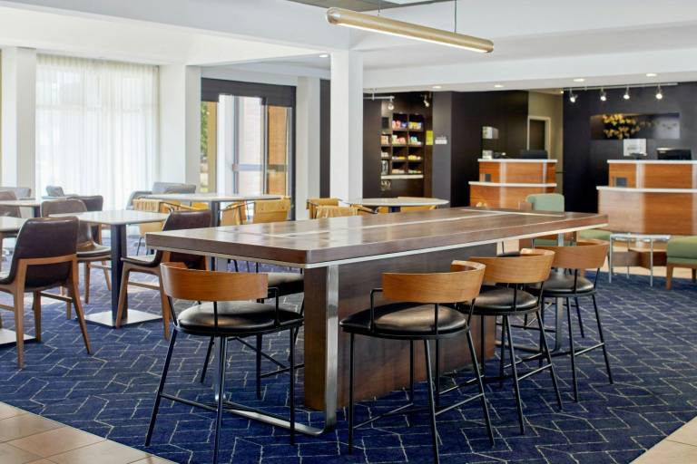 Courtyard by Marriott Memphis Airport — photo 3