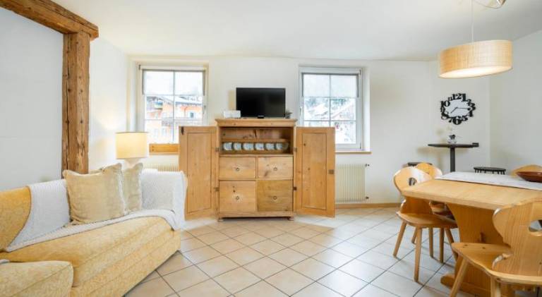 Rental apartment with 2 rooms for 5 persons in Moena