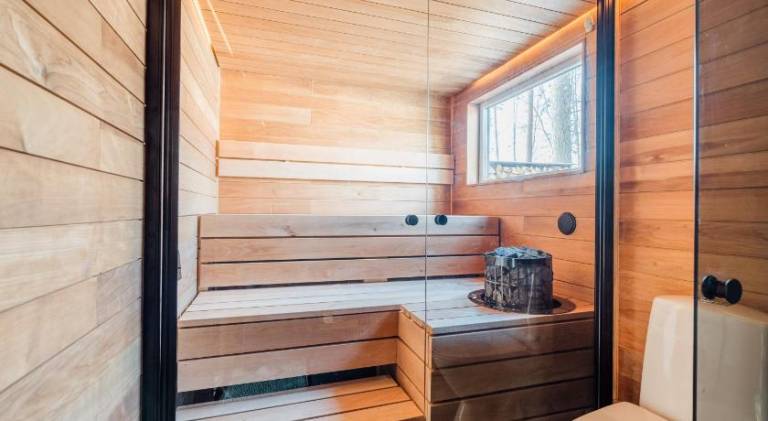 Villa with hot tub — photo 3