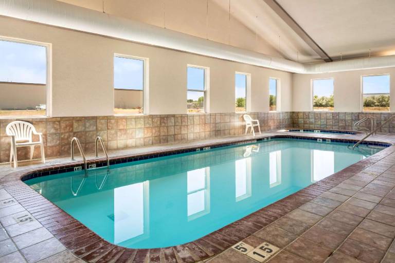 Comfort Inn & Suites Riverton — photo 2
