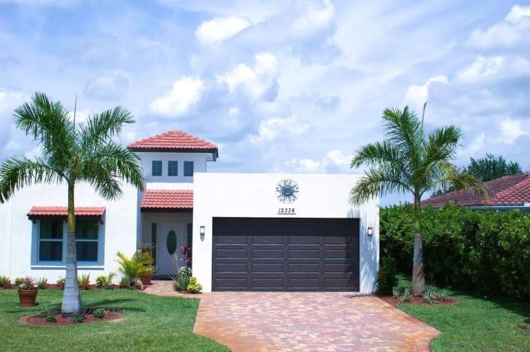 Villa  Englewood