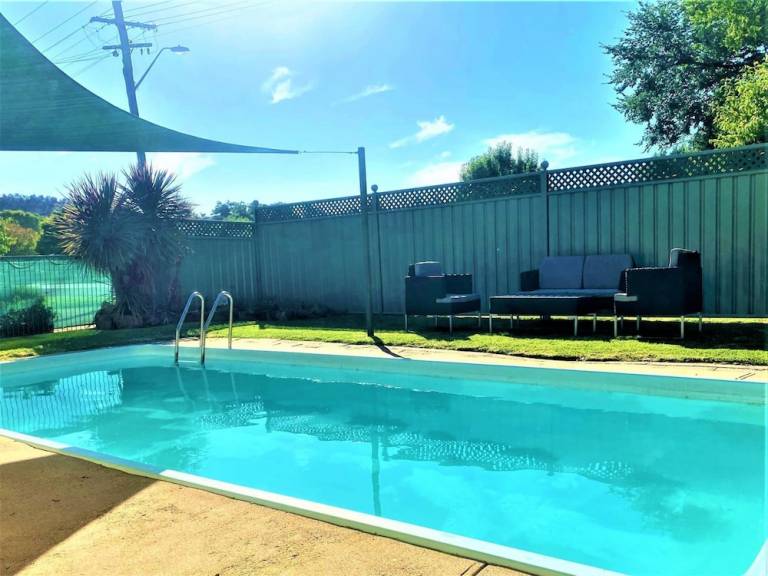 Motel Cootamundra