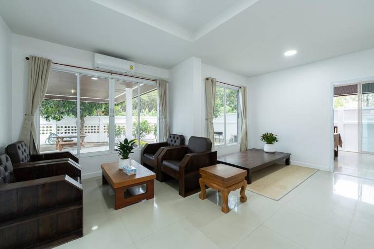 Lovely vacation home with garden & grill | Water view | Perfect for remote work | Dogs allowed — photo 4