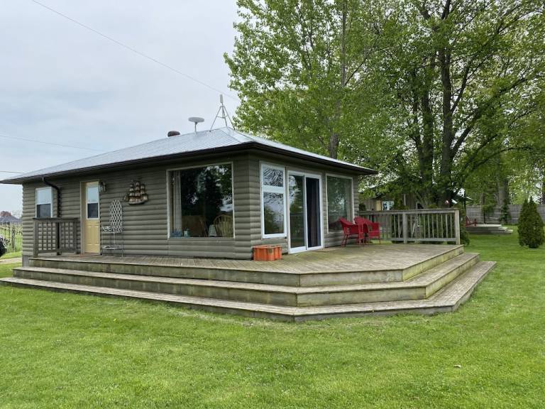 Cabin Louth