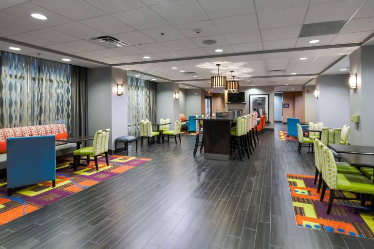 Hampton Inn Foley — photo 5