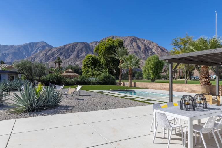 Pool & Mtn View! Designer Borrego Springs Hideaway — photo 2