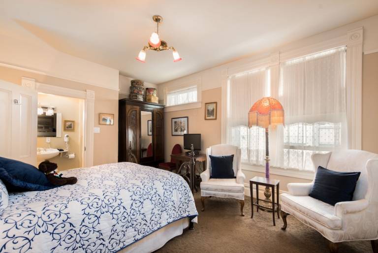 Bed and breakfast  Coquitlam