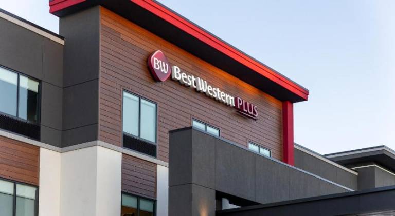 Best Western Plus Marquette Hotel & Suites in Marquette, MI