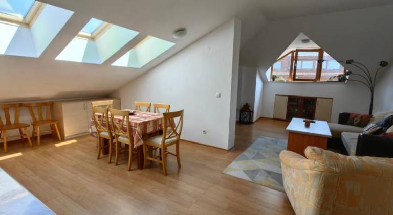 Rental apartment with 2 rooms for 6 persons — photo 4