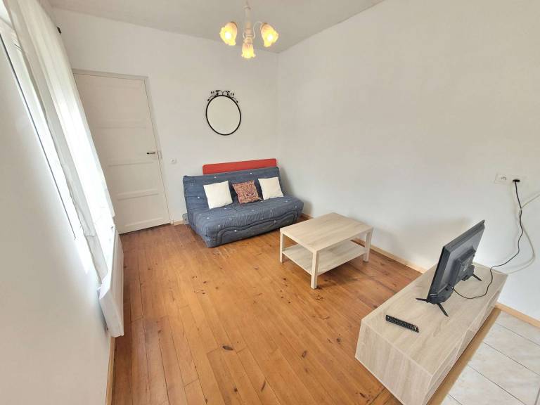 Pleasant villa with yard | Beach nearby | Pet-friendly — photo 2