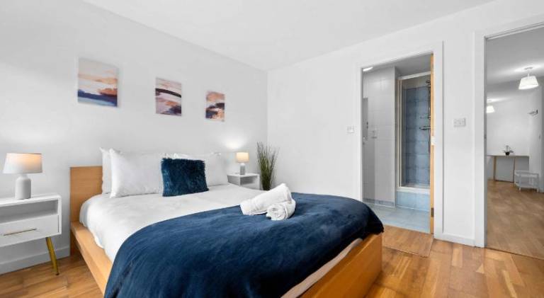 Apartment | Near Manchester Cathedral | Dogs allowed — photo 2