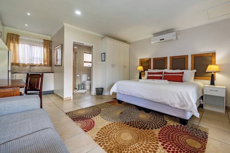 Accommodation Bokatis Store