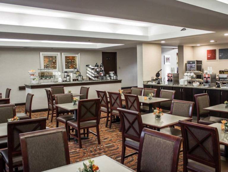 Quality Inn Dayton North - Vandalia — photo 5