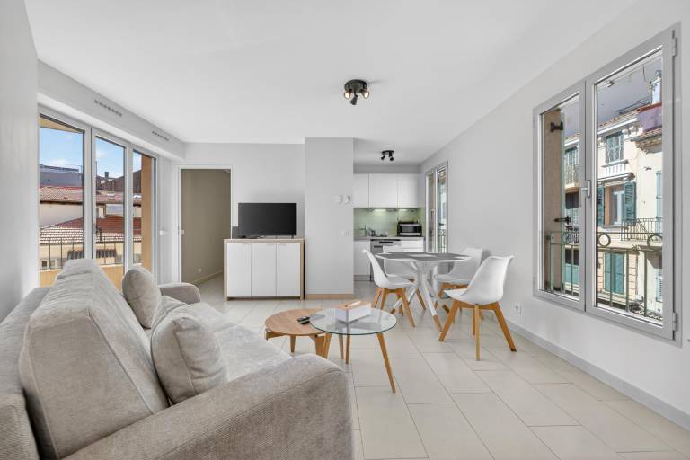 Bungalow with terrace | Perfect for remote work in Cannes