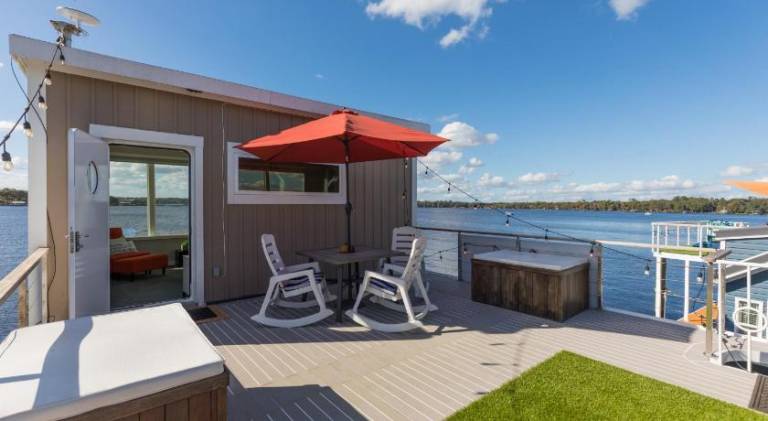 Boat | Pet-friendly — photo 2