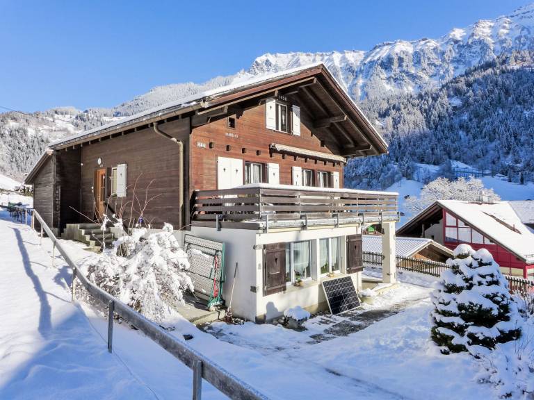 Apartment Chalet im Gässli in Lauterbrunnen CH3822.101.1 | Interhome
