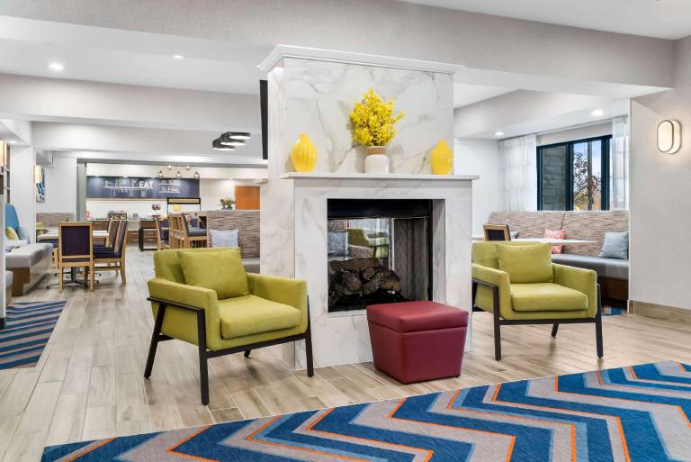 Hampton Inn Detroit/Auburn Hills-North (Great Lakes Crossing Area) — photo 3