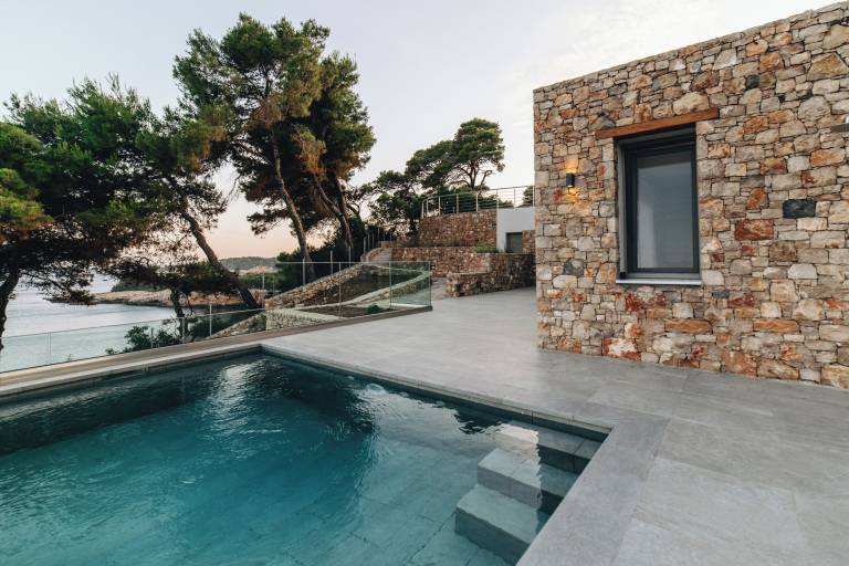 Villa Alonneso