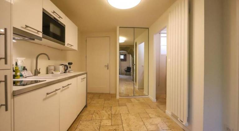 Rental apartment with terrace — photo 3