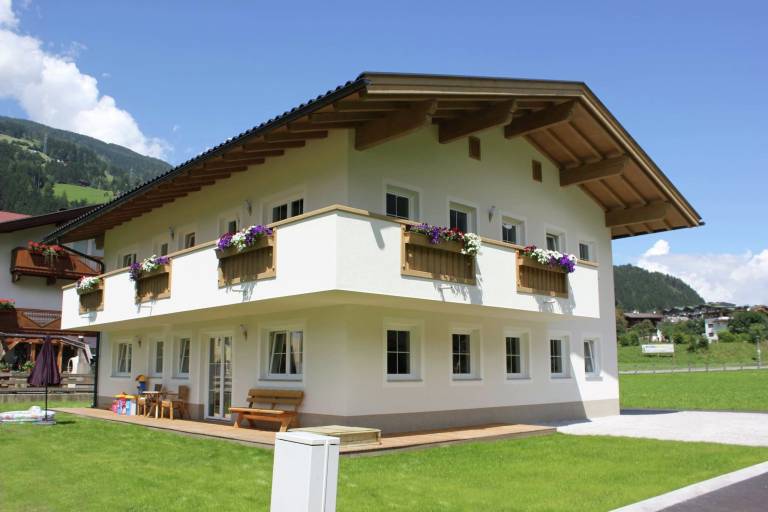Ferienwohnung in Aschau im Zillertal für max. 6 Personen Ferienwohnung in Aschau im Zillertal für max. 6 Personen