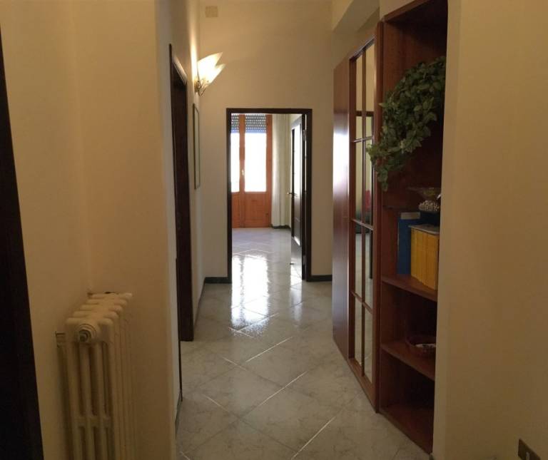 Rental apartment with 3 rooms for 6 persons — photo 5