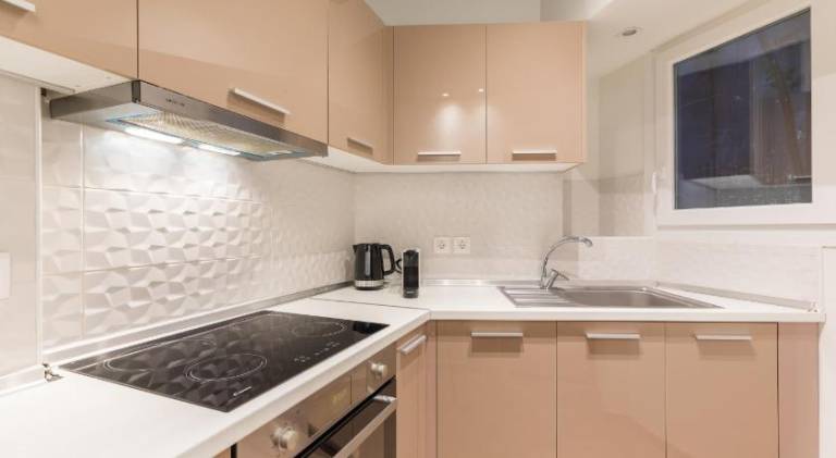 Apartment with patio | Next to Hagia Sophia | Suitable for remote work | Dogs allowed — photo 3