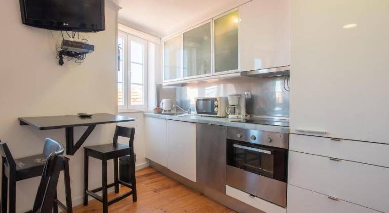 Beautiful apartment with terrace | Near São Jorge Castle | Dogs allowed — photo 5