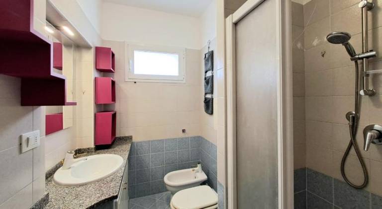 Rental apartment with 2 rooms for 4 persons — photo 3