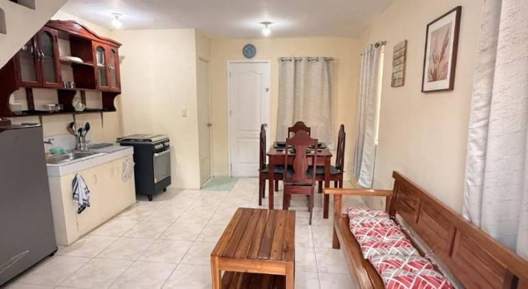 Apartment with pool — photo 2
