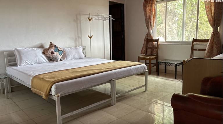 Villa with yard, BBQ & terrace in Jaoli