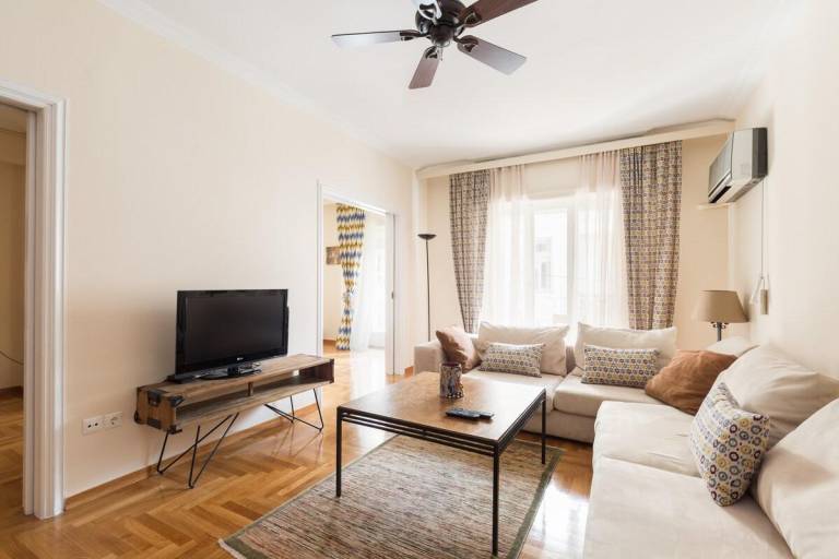 Big house with patio | Near Syntagma Square | Pet-friendly — photo 2
