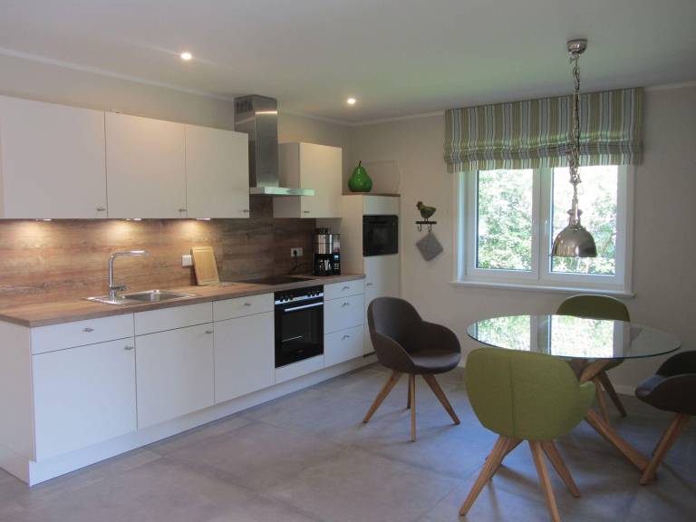 Holiday apartment with terrace & garden — photo 4