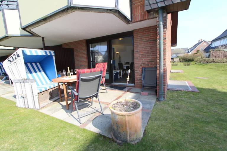 Ferienwohnung mit Hund in Wenningstedt-Braderup (Sylt) f&uuml;r max. 4 Personen