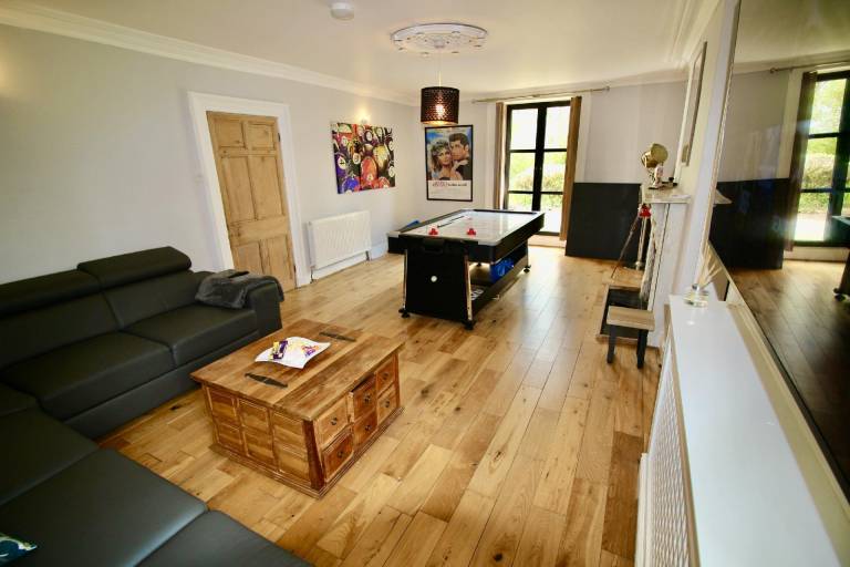 House Dwyran