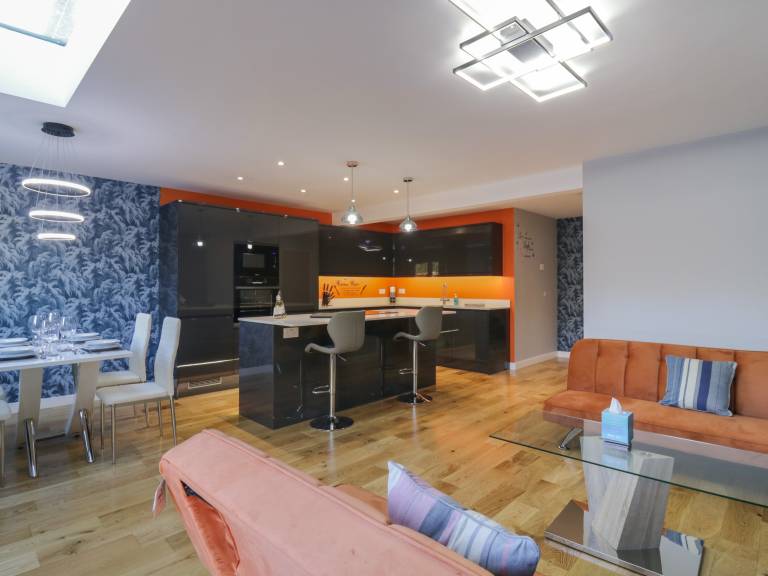 Children-friendly beautiful cottage with garden | Pets allowed — photo 3