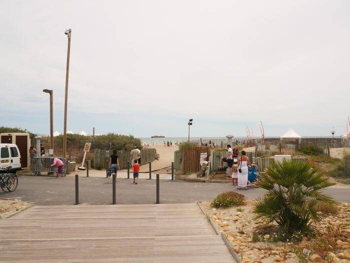 Child-friendly wonderful apartment with terrace & pool | Pool view | Beach nearby | Pets are welcome — photo 4