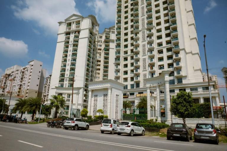 Vacation home for 3 persons in Noida