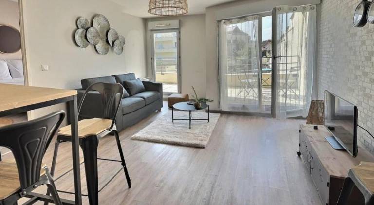 Charming holiday apartment | Pets allowed in Torcy