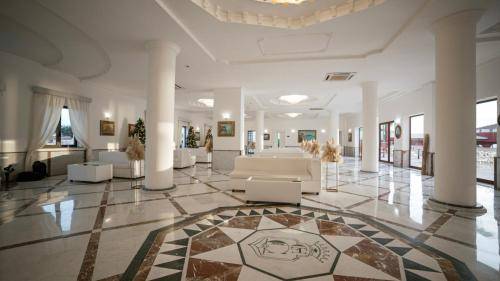 Grand Hotel Le Chateau — photo 5
